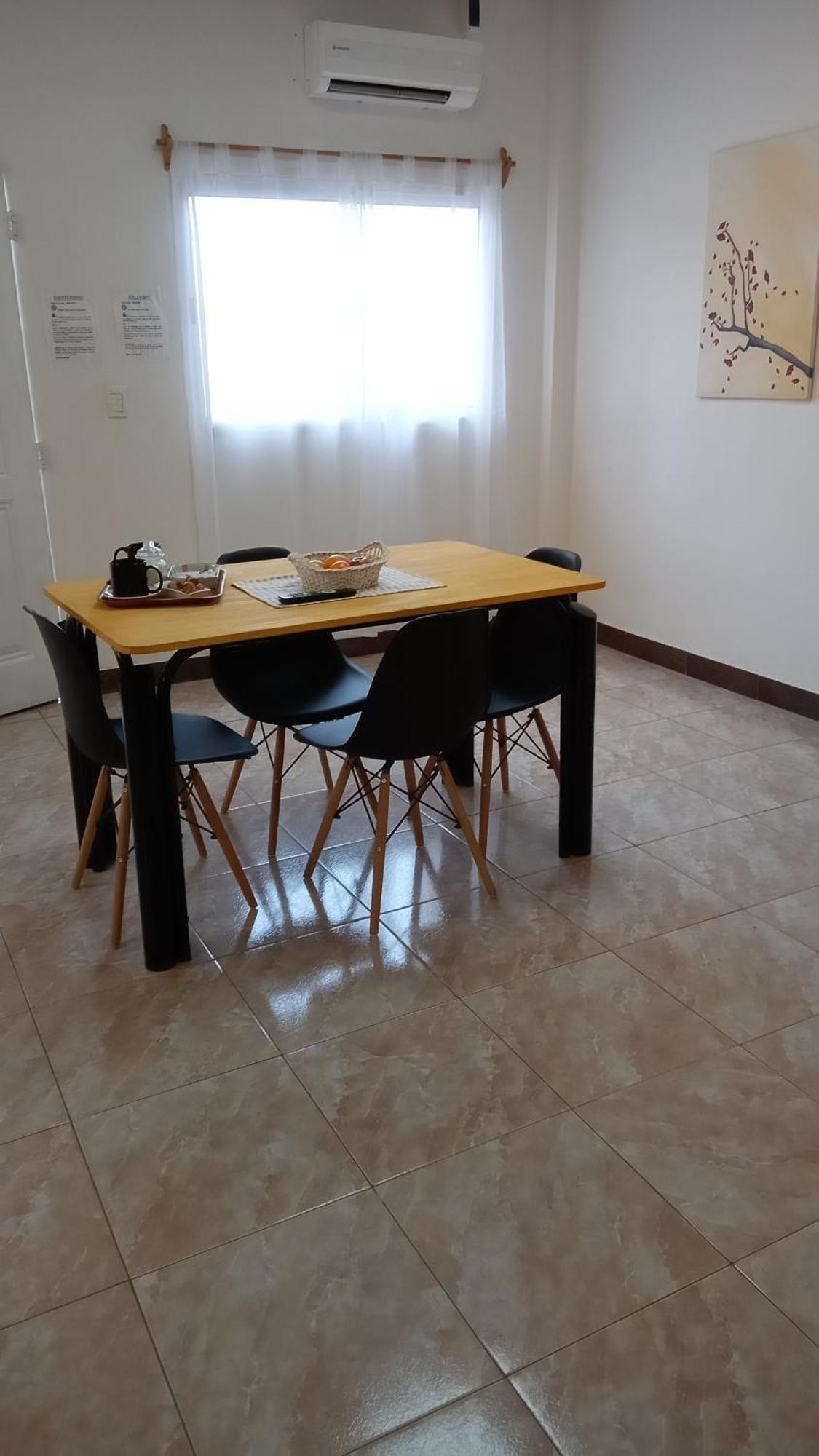 Apartment Cerezos De Ema